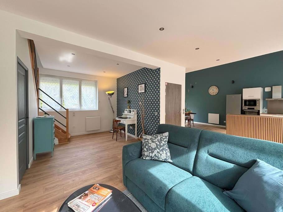 Duplex Parapluies De Cherbourg Netflix Parking Exteriör bild