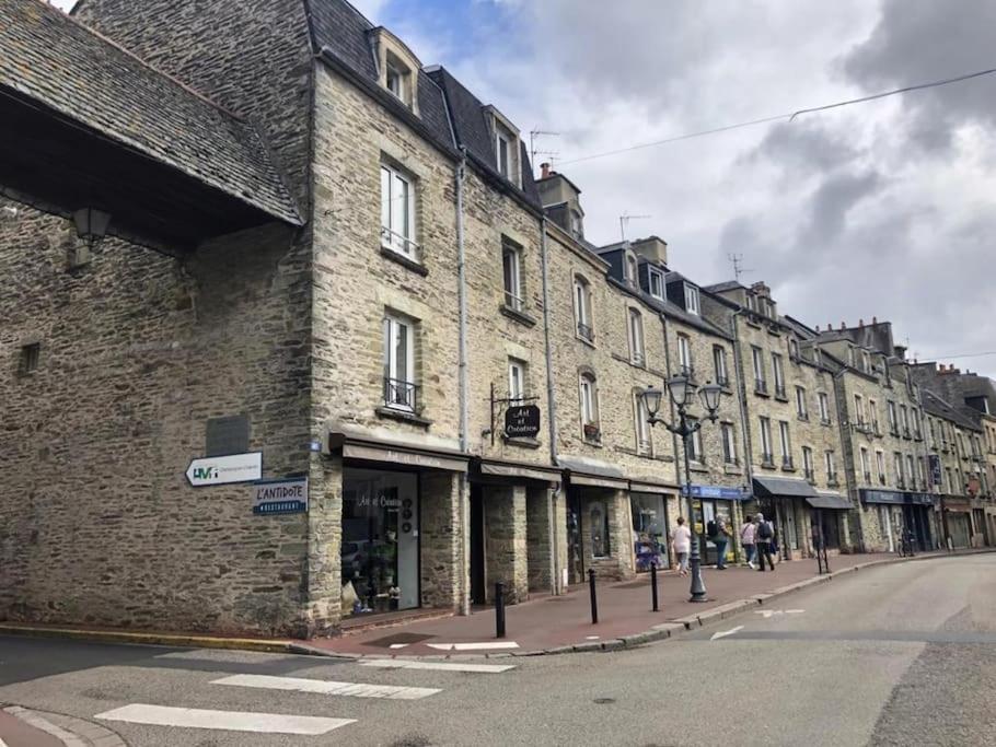 Duplex Parapluies De Cherbourg Netflix Parking Exteriör bild